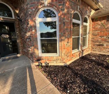 Elmo House | Rockwall Harbor Retreat