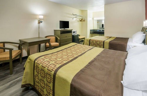 Ranger Hotel | Rodeway Inn Ranger I-20
