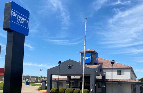 Stephenville Hotel | Rodeway Inn Stephenville