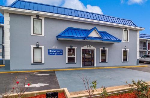 Columbia Hotel | Rodeway Inn & Suites Fort Jackson