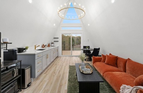 Dripping Springs Cabin | Romantic A-Frame Escape Hot Tub and King Bed