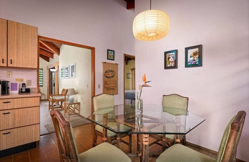 Kona Paradise Apartment | Romantic Tropical Retreat, 150 yds from the Ocean!