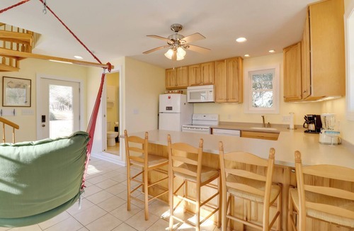 Foster Apartment | Rooftop Chesapeake Bay Views! Waterfront Retreat