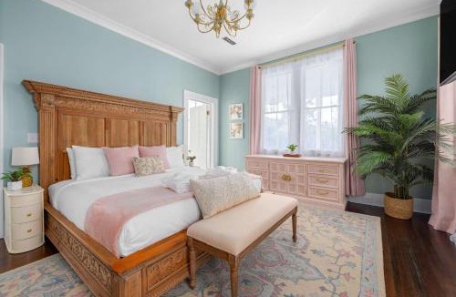 Cannonborough Elliotborough House | Rooftop & Hot Tub & Parking - 3 Blocks to King