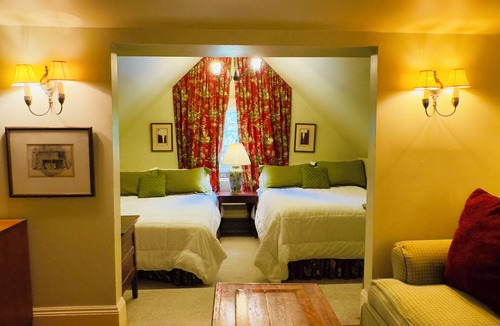 Columbus Bed & Breakfast | Rothschild-Pound House Inn