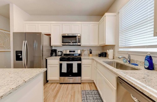 Round Rock House | Round Rock Executive Suite