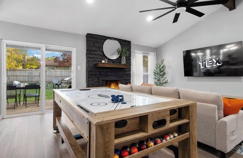 Brushy Creek House | Round Rock Retreat, Games & Workspace, Sleeps 7