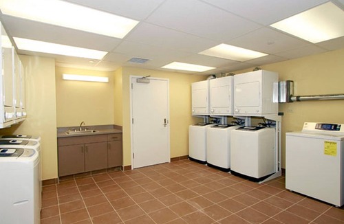 Waikiki Condo | Royal Garden At Waikiki - Premium Studio Condo - Rated 9.6 out of 10!