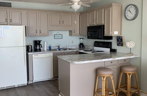 Garden City Condo | Royal Gardens Oceanfront Unit 110