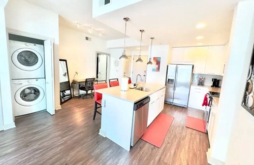 North Buckhead Apartment | Ruby Retreat | Elegance & Comfort | Pool | Workout