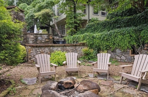 Lake Lure House | Rumbling Bald Resort-Mountain Golf & Family Retreat!