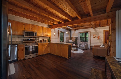 Jasper Cabin | Rustic Mountain Retreat, 3BR, Game Room, Patio, Community w/Amenities