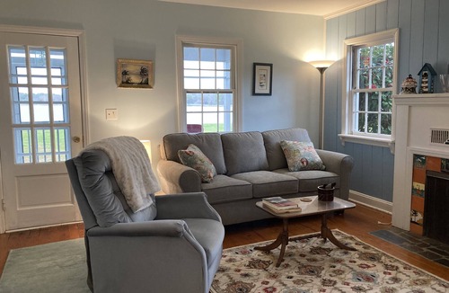 Lottsburg House | Rustic Quaint Cottage With Spectacular Views