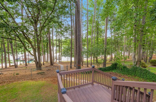 Townville House | Sailgate Escape/Waterfront Home w/Covered Dock & Big Views