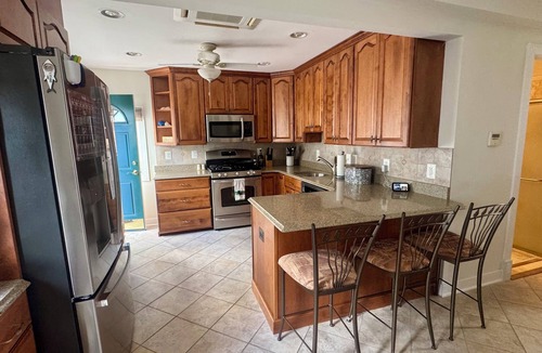 Croom House | SAILORS VIEW! 2 bed 2 bath Beachfront Home