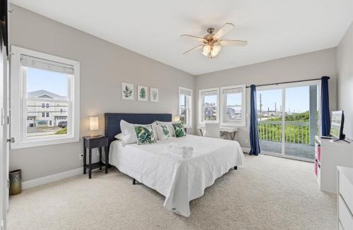 Ocean City Beach Apartment | Salt Life Deck Views Steps to Beach, Sleeps 10