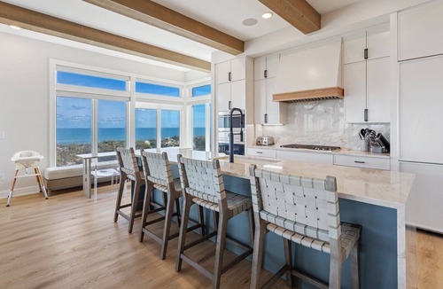 Ocean Sands House | Saltspray Sunrise: Oceanfront, Pool, Elevator OBX