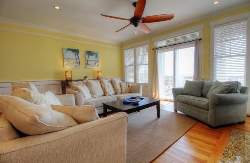 Carolina Beach House | Salty Banana by Carolina Beach Realty