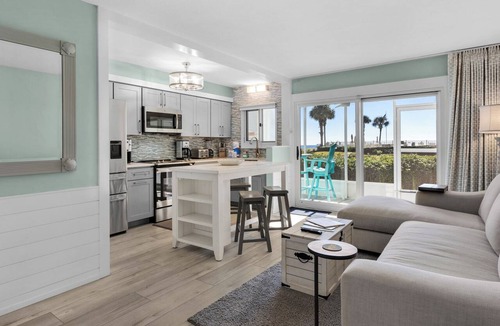Seacrest Condo | Sand Cliffs 108: Steps to beach & pool access + Free Attraction Tickets!