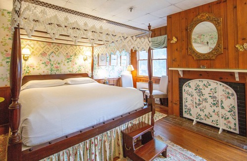 Oxford Hotel | Sandaway Suites & Beach