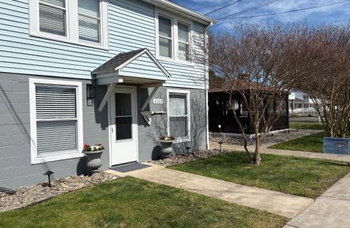 Chincoteague House | Sandpiper Retreat Chincoteague Island APT-A