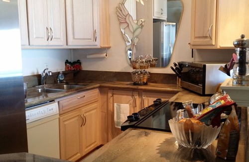 Maili Condo | SANDY BEACH, OCEAN FRONT 1BR OASIS. West side Oanhu
