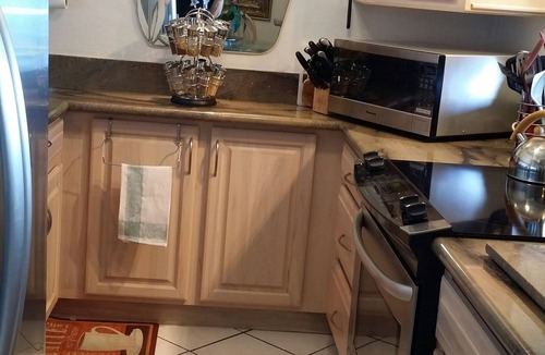 Maili Condo | SANDY BEACH, OCEAN FRONT 1BR OASIS. West side Oanhu