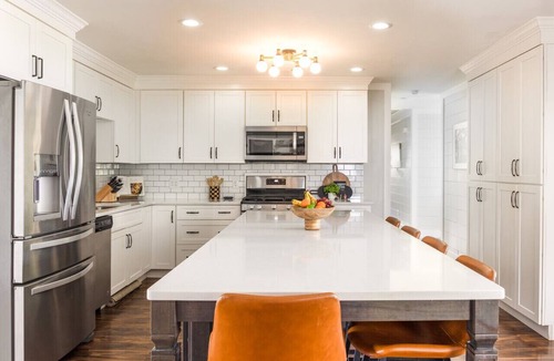 Isle of Hope Historic District Apartment | Savannah Retreat|Htd Pool|Pickleball|Hot tb|Golf