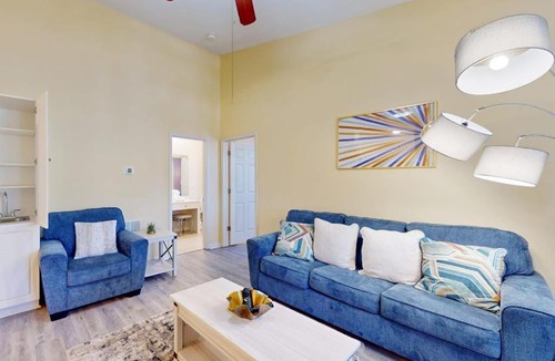 Vaught Apartment | Savannah Shores 12