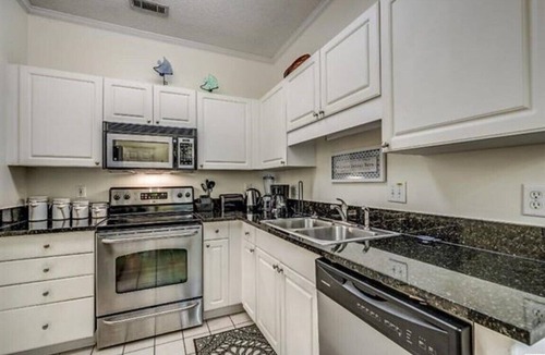 Vaught Condo | Savannah Shores, 2BR, 1BA Gated