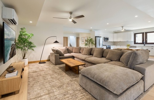 Kaneohe House | Sea Breeze Retreat - $26k for 90 day stay!