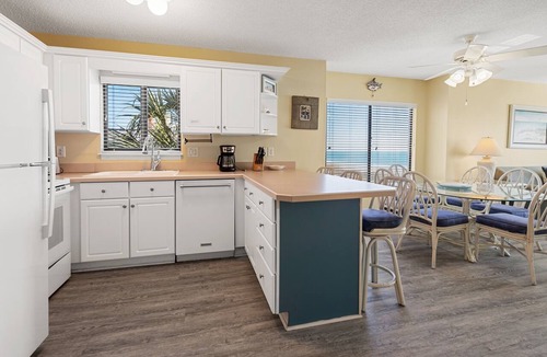Cherry Grove Beach Condo | Sea Cloisters 305D