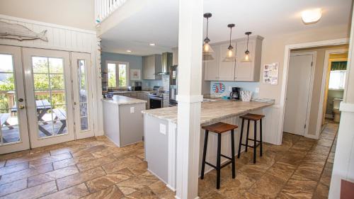 Duck House | SEA17, Duneside- Oceanside, Ocean View, Foosball Table, Sun Decks