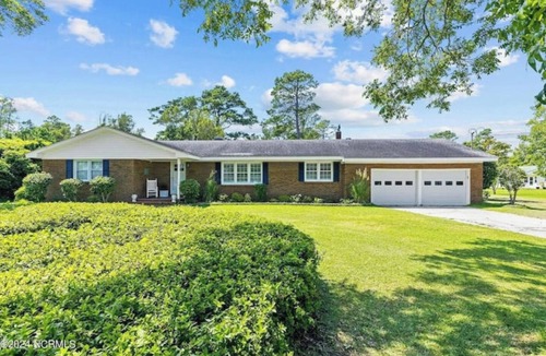 Morehead City House | Seabbatical with Water Views, Close to Downtown