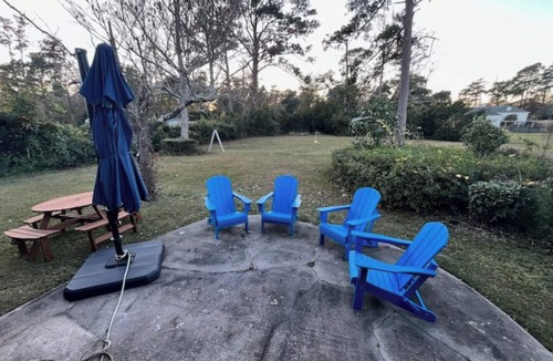 Morehead City House | Seabbatical with Water Views, Close to Downtown