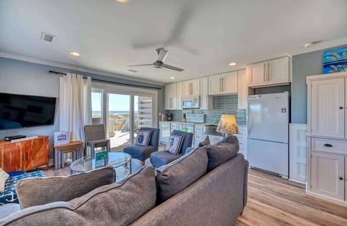 Topsail Beach House | SeaClusion House - Oceanfront Double Duplex - Dogs Allowed