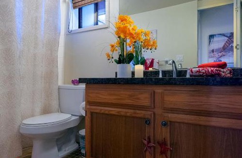 Princeville Apartment | Sealodge B4 - affordable condo, hike to beach, ocean view lanai