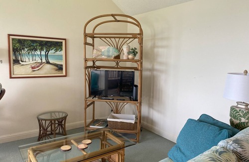 Princeville Condo | Sealodge J7 - 2BR/2BA, 2nd Floor Prime End Unit, Spectacular Oceanfront Views