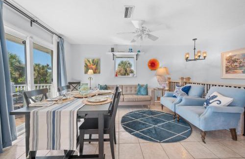 Surfcrest Village House | Seashell House 4BR Family & Pet Friendly Beach Home