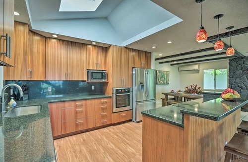Hauula House | Seaside Oasis-Near Beach w/AC, BBQ & more!