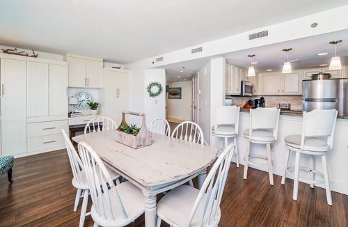 Crescent Beach Condo | Seaside Penthouse Direct Oceanfront w/in&out pool