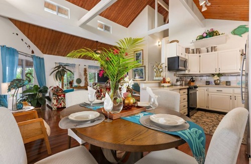 Kona Paradise House | SEASON DISCOUNT! STUNNING Ocean Views Great RATES!