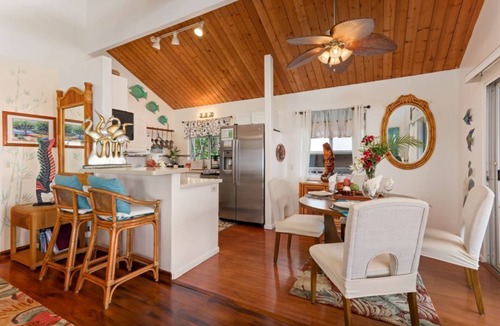 Kona Paradise House | SEASON DISCOUNT! STUNNING Ocean Views Great RATES!