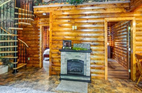 Blandburg House | Secluded Cabin w/On-Site Creek + Trails!
