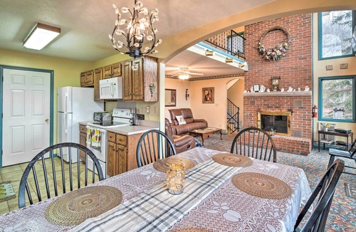 Burnsville House | Secluded Home w/Views in Burnsville: Hike & Ski!