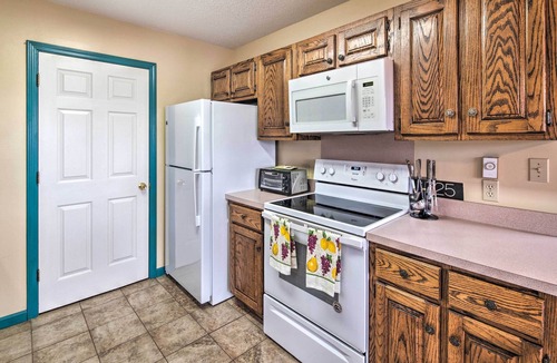 Burnsville House | Secluded Home w/Views in Burnsville: Hike & Ski!