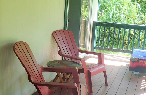 Kapoho House | Secluded Quiet Home Near Pahoa. Easy Day Trips to Hilo & Volcano National Park