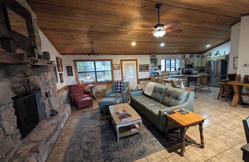 Dripping Springs House | Secluded Waterfront Cabin- Canoe, Fish, Swim & Stargaze near Pedernales Falls