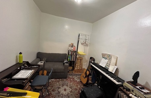 Red Hook Apartment | Semi-Private Sleeping Quarters in Red Hook, Brooklyn