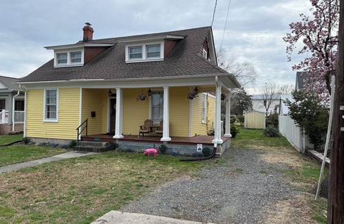Smithfield House | Serene 3-bedroom house in Smithfield; Walking distance to Historic Downtown